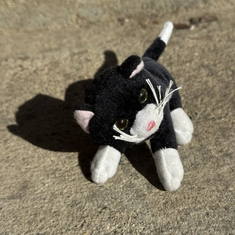 Retro 2008‎ McDonald's Happy Meal Toy FurReal Friends Black & White Cat Plush